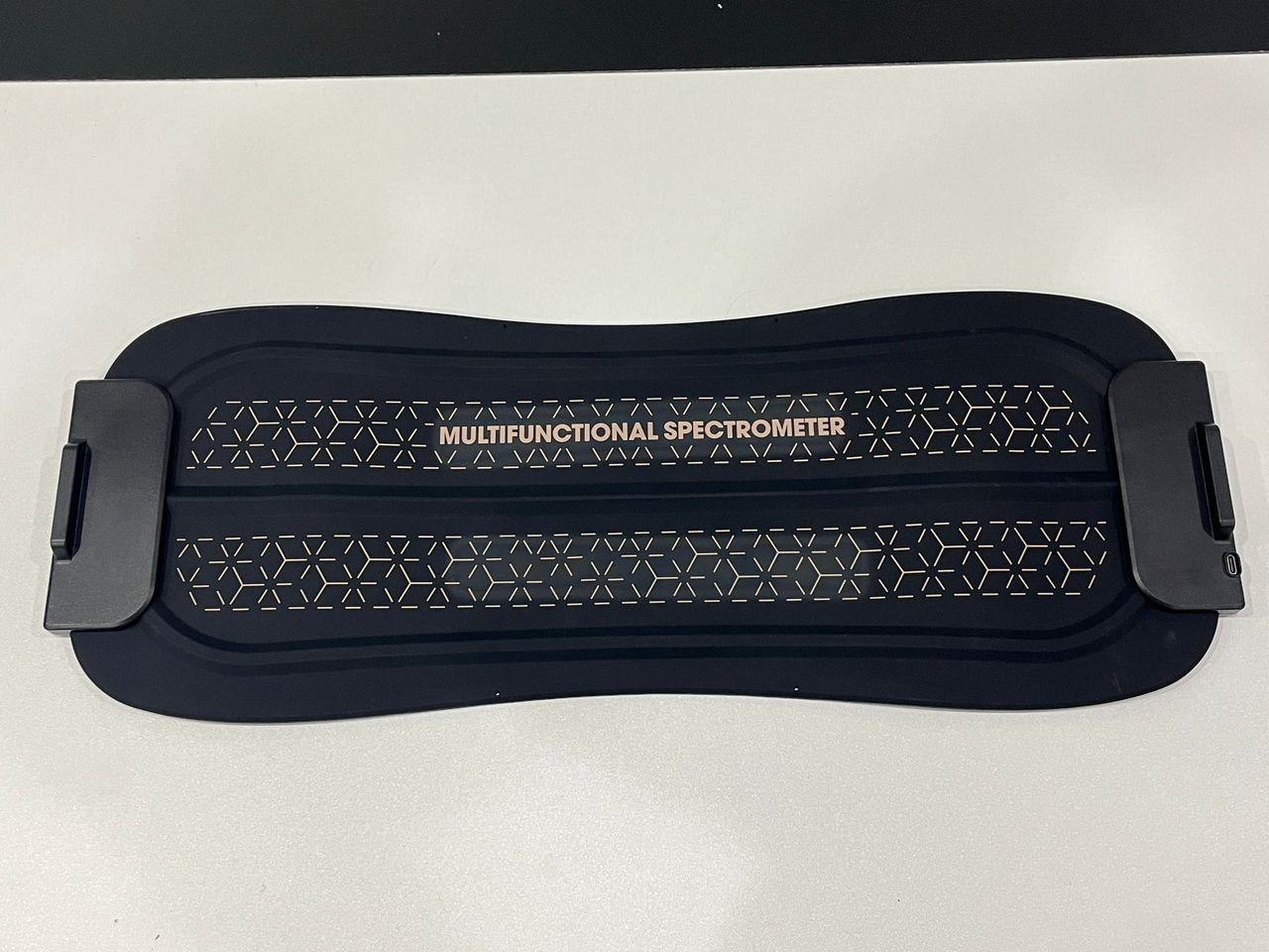 Sinako Medical LED red and infrared light therapy belt for home and professional use