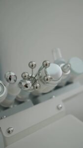 High quality heads Multifunctional 9 in 1 hydrafacial machine for professional skin care and anti-aging treatments