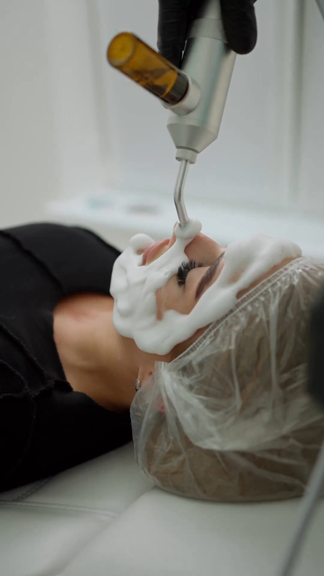 Advanced 9 in 1 Hydrafacial Machine | Professional Multifunction Skin Care Platform - Image 9