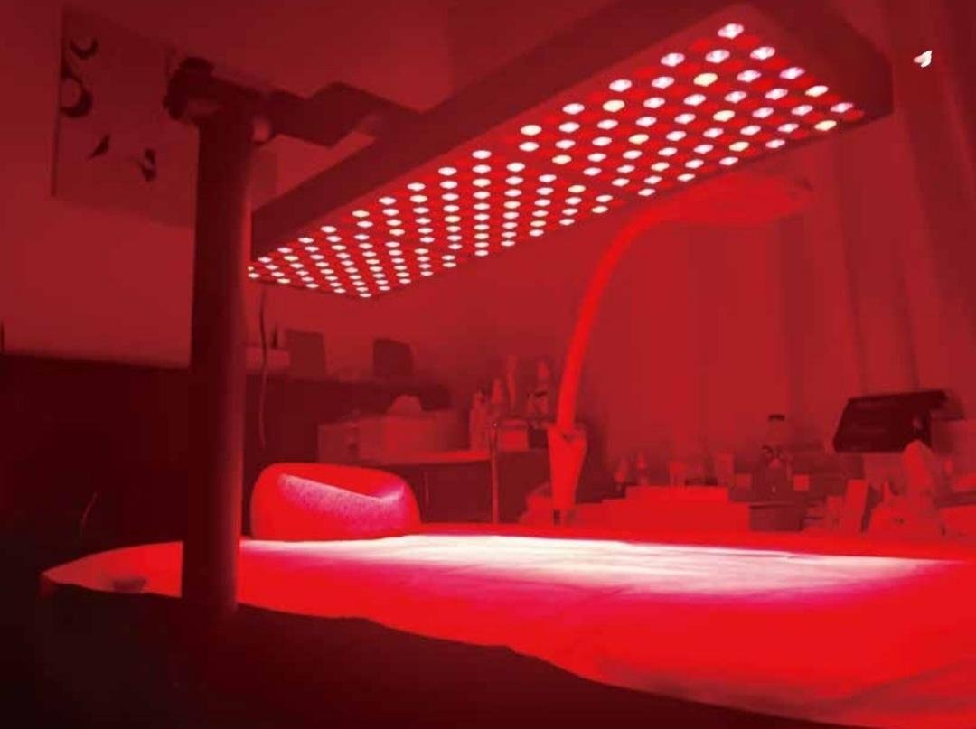 high irradiance red light therapy panel for deep tissue