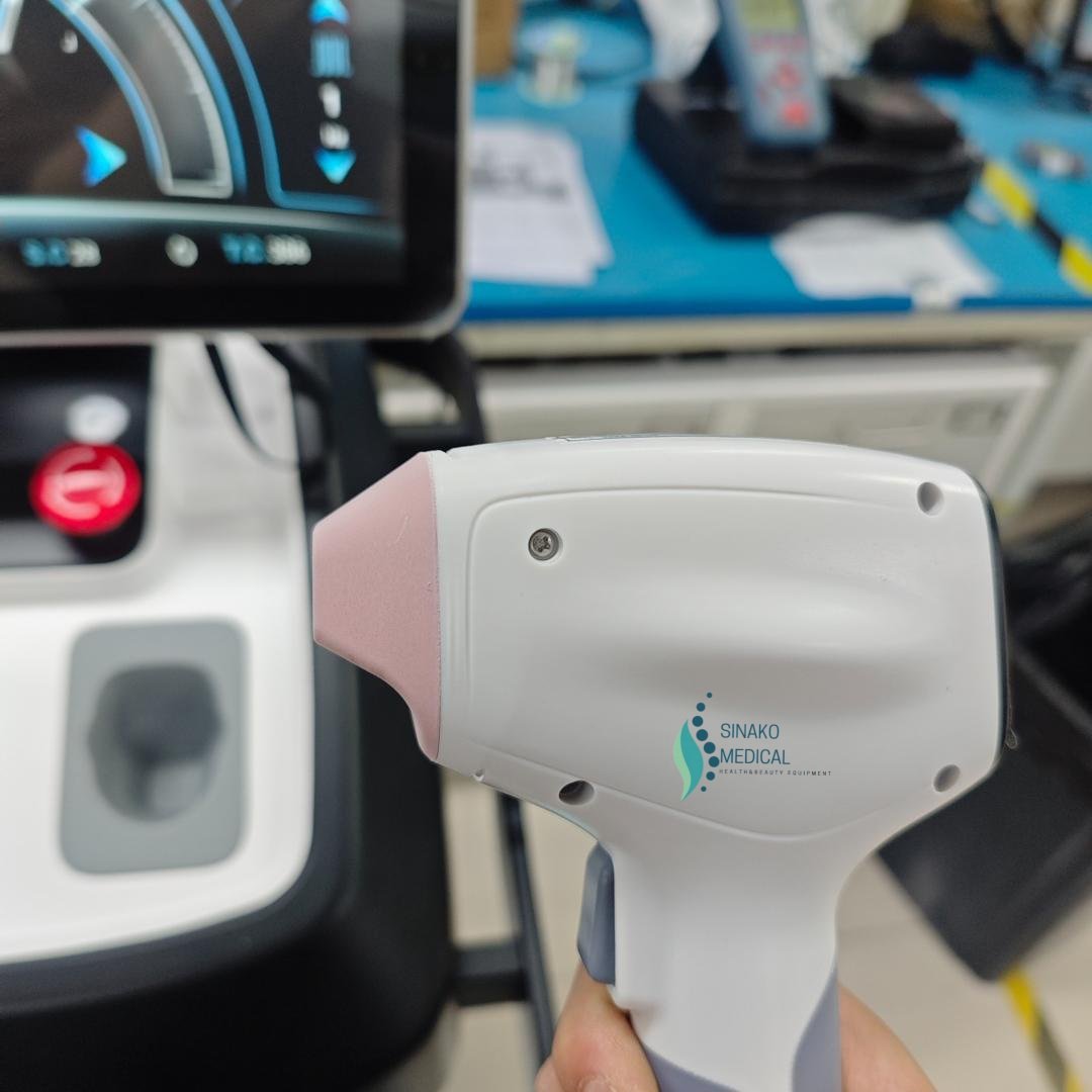 LumiDuo 1600 Dual-Handle 808nm Diode Laser Hair Removal System - Image 9