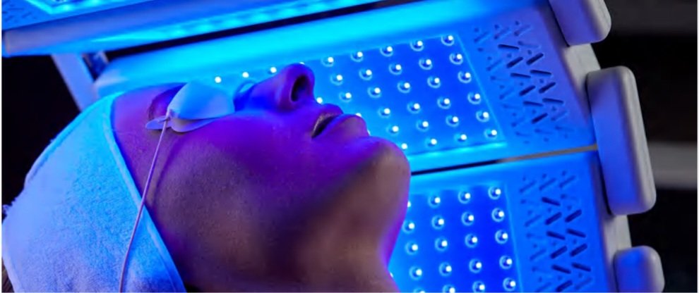 Red light therapy machine for face